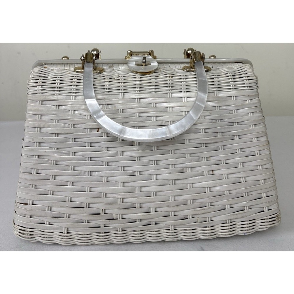 Vintage 60s Wicker Woven Shell Bag Lucite Handles White Retro Statement Beach - Picture 5 of 13